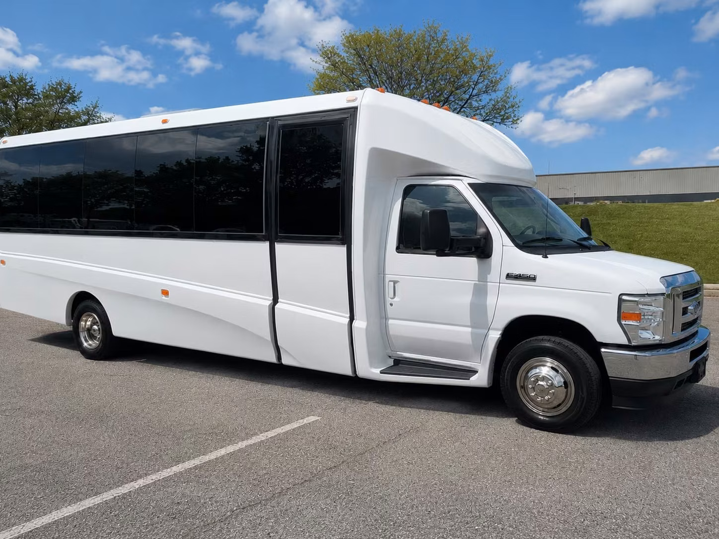 18 passenger minibus