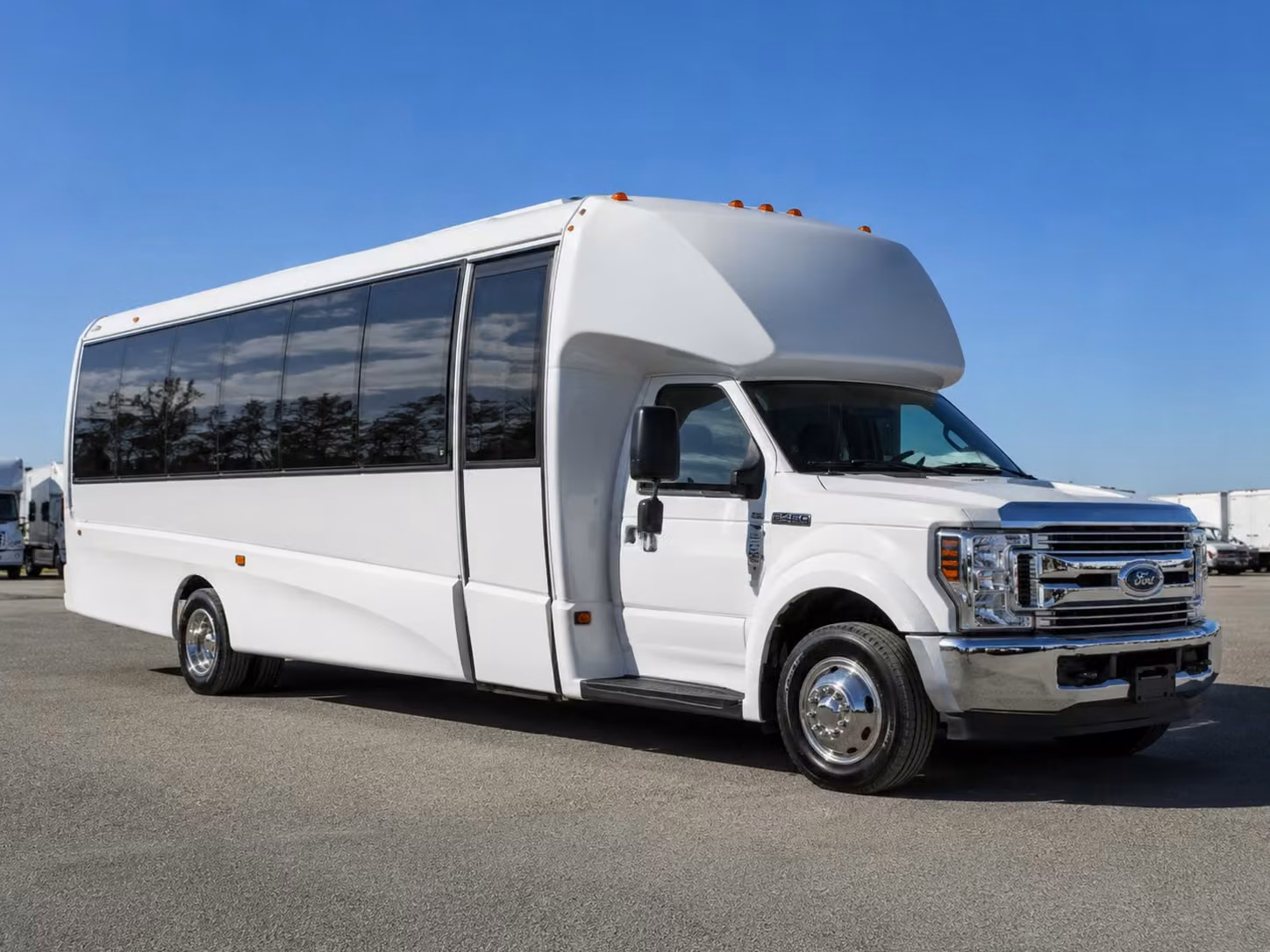 greensboro 18 passenger minibus rental
