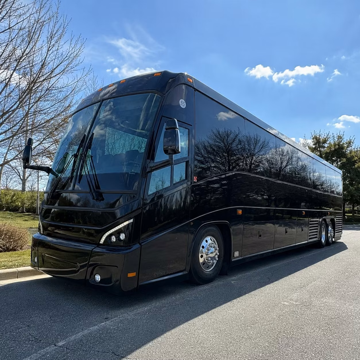 long distance corporate charter bus rentals from greensboro